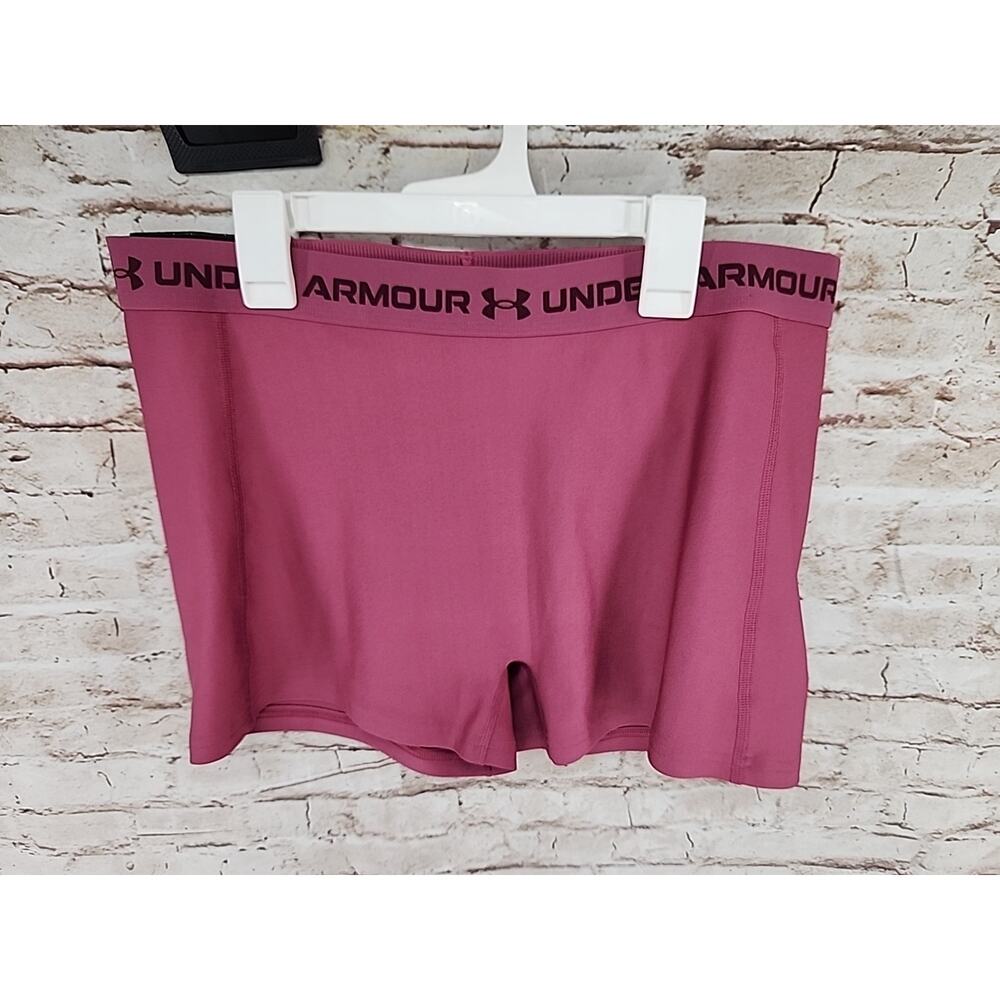 NEW Women's Under Armour Shorty Short Court Compression Shorts Size XL Burgundy